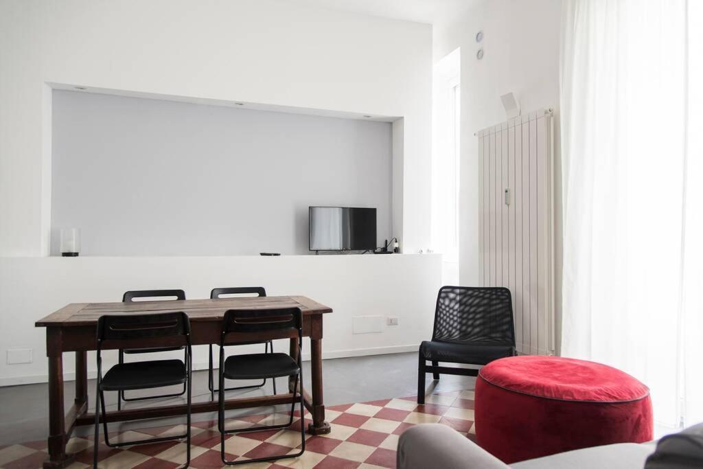 Mico 1 Bedroom Apartment - Youhosty Милано Екстериор снимка